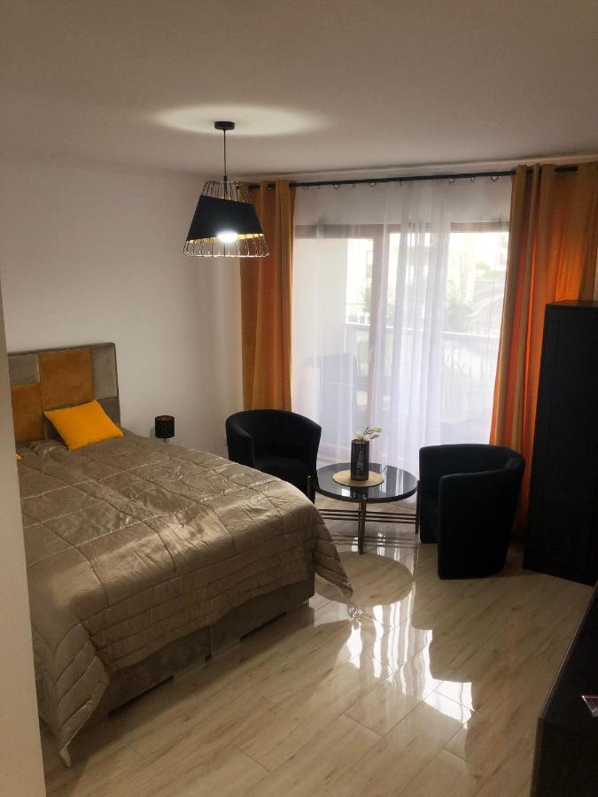 Golden Apartment Wroclaw Bagian luar foto